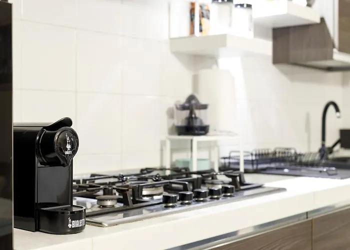 Elly's Parcheggio Privato Apartment